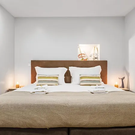 Seaside Sunset By Homie شقة