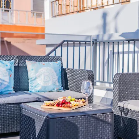 Apartment Seaside Sunset By Madeira Sun Travel
