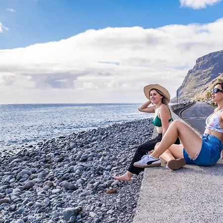 Seaside Sunset By Madeira Sun Travel Apartment